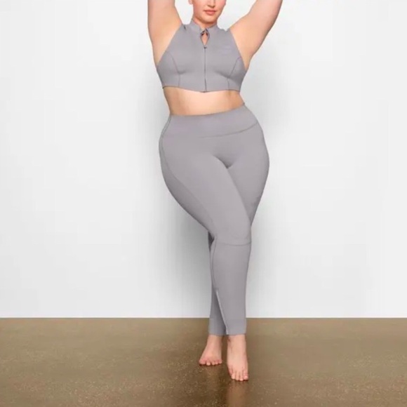 SKIMS Other - SKIMS sport Gray swim pants XS NWT